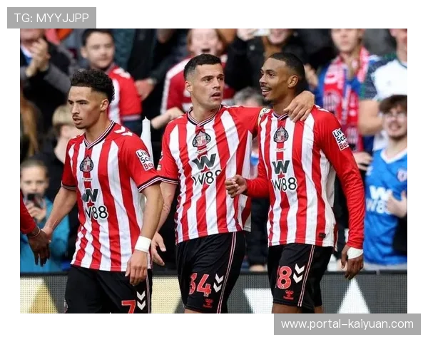 桑德兰主场对阵阿森纳，升班马挑战联赛领头羊